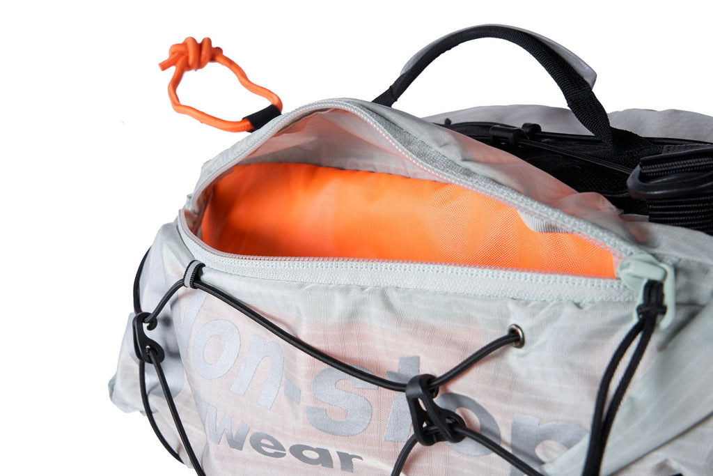 Trail light Hunderucksack